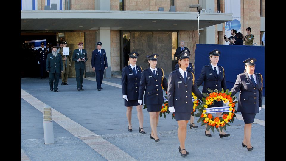 I funerali dell'ex presidente israeliano e premio Nobel per la pace Shimon Peres (Afp) &nbsp;
