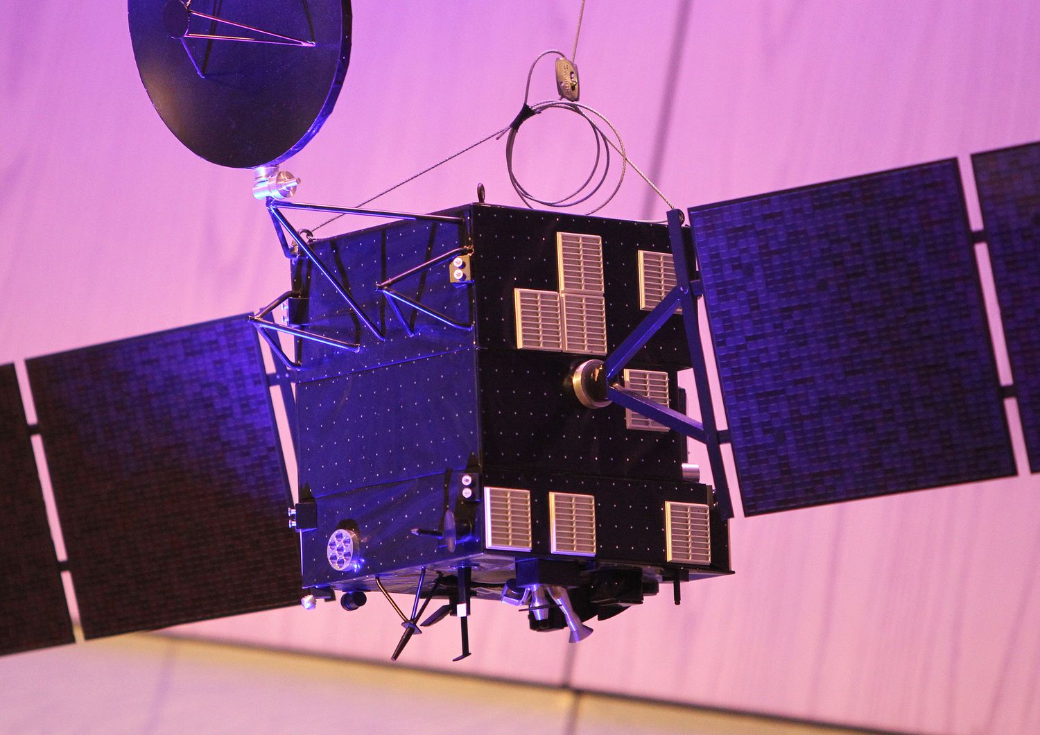 Modello della sonda spaziale Rosetta (Afp)&nbsp;
