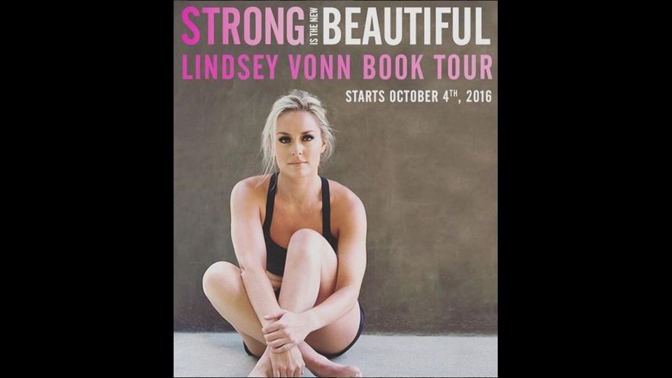 La Vonn arriva nuda in libreria (foto Instagram)