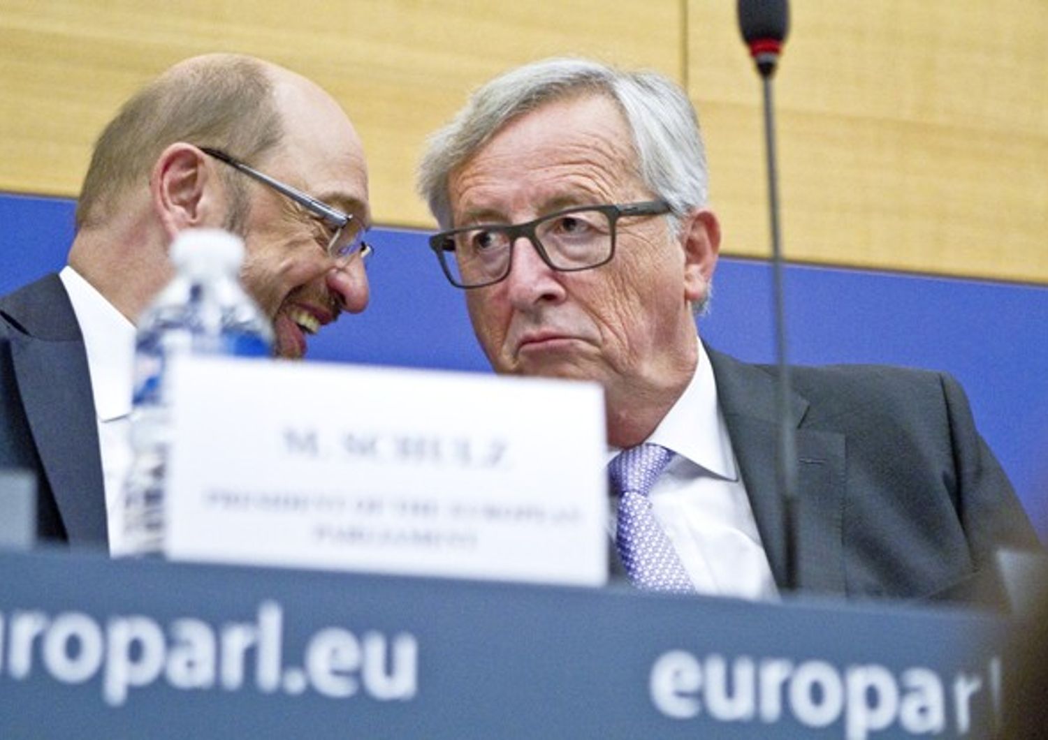 Parlamento europeo Martin Schulz e  Jean-Claude Juncker (afp)&nbsp;