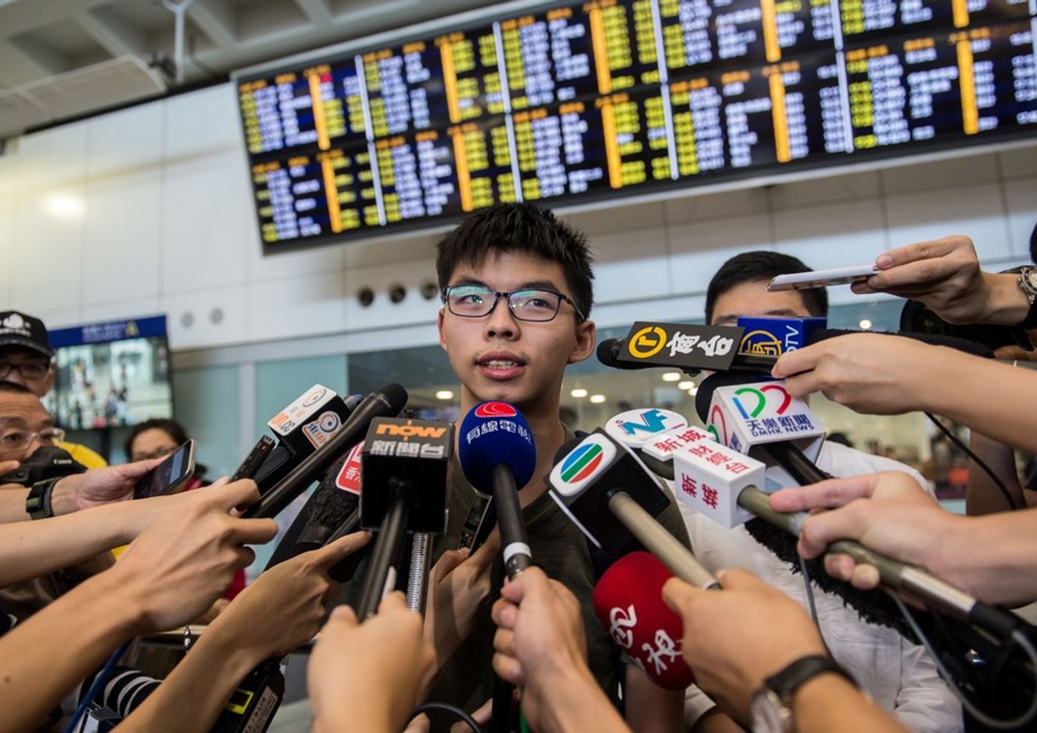 Joshua Wong (C) attivista di Occupy Central (Afp)