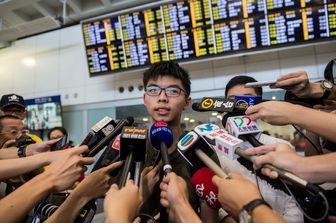 Joshua Wong (C) attivista di Occupy Central (Afp)