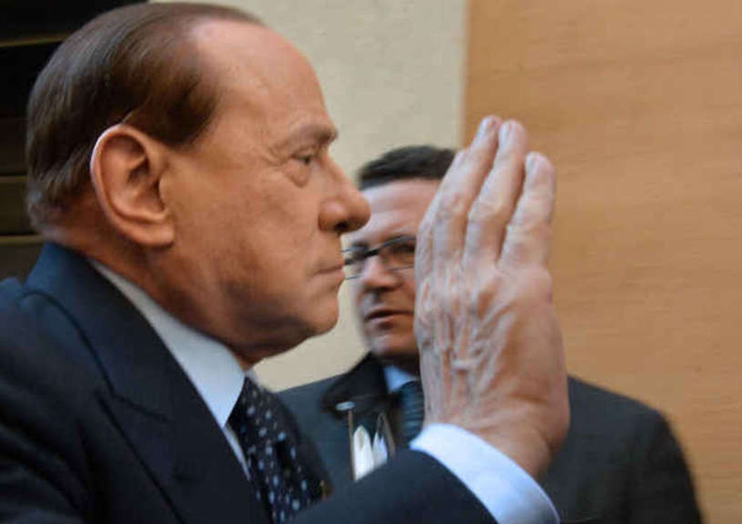 Berlusconi: ultimo giorno a Cesano Boscone"Vicende giudiziarie non finiscono mai"
