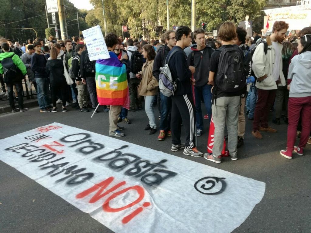 Corteo studenti Milano&nbsp;