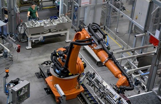 &nbsp;industria robot automazione (afp)