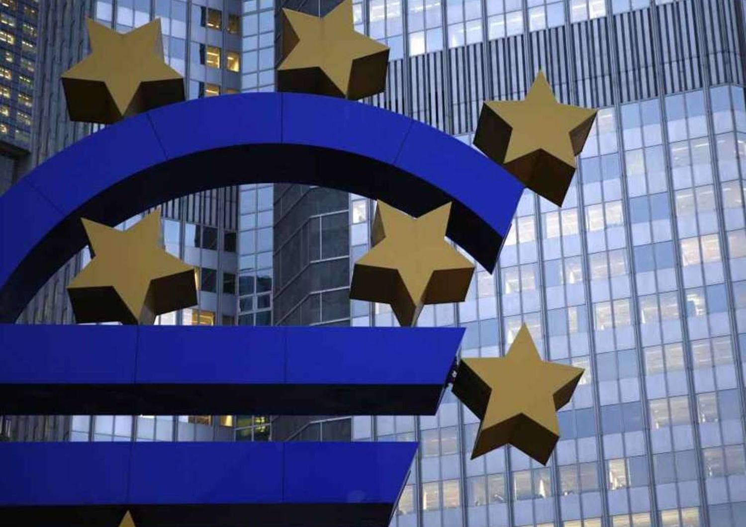 Bce, parte oggi il QE di DraghiSi comincia da Italia e Germania