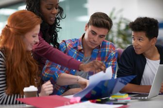 Studenti universitari in Gran Bretagna (afp)&nbsp;