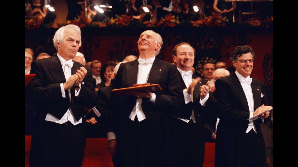 Dario Fo riceve il premio Nobel per la letteratura, 1997 (Afp)