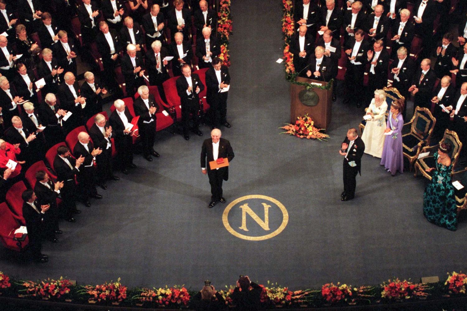 Dario Fo riceve il premio Nobel per la letteratura,1997 (Afp)