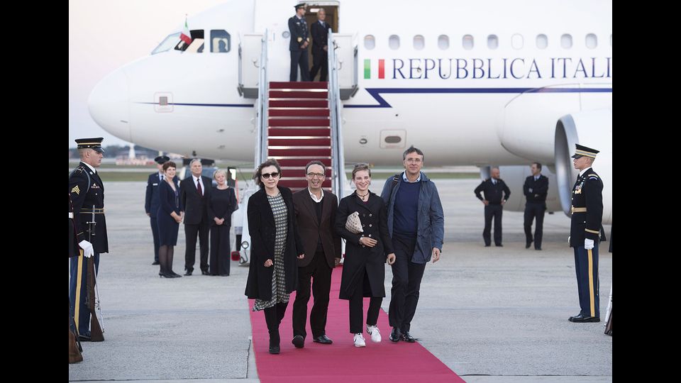 Roberto Benigni con la moglie Nicoletta Braschi, Bebe Vio e Raffaele Cantone&nbsp;