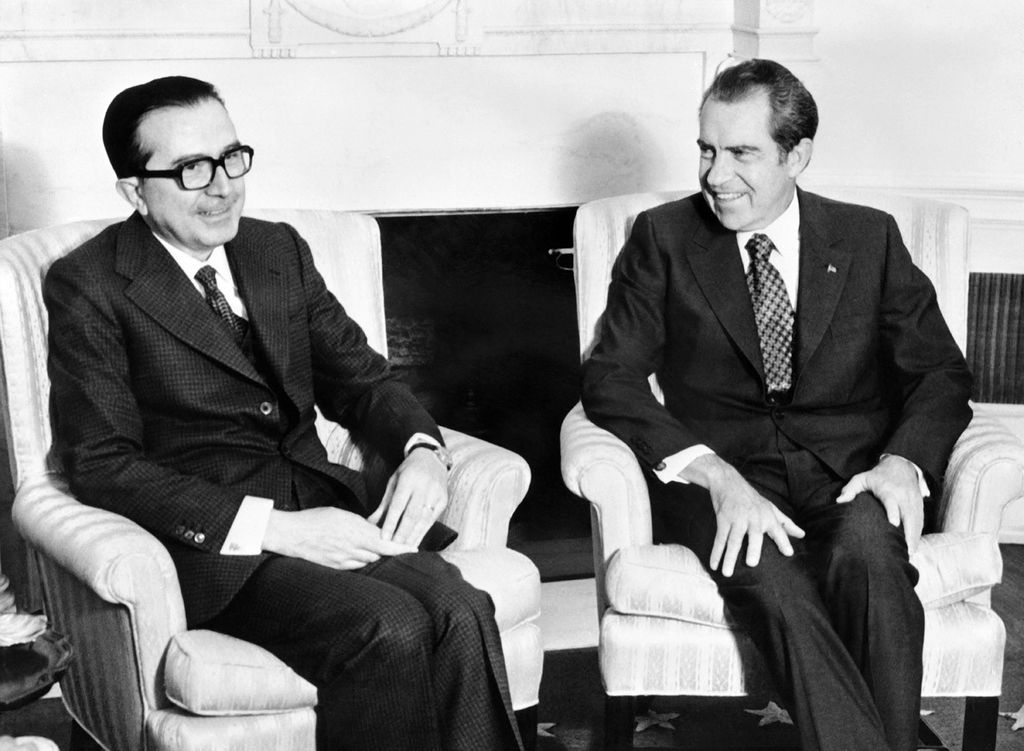 Il presidente del Consiglio Giulio Andreotti ricevuto alla Casa Bianca dal presidente americano Richard Nixon il 17 aprile 1973 (foto Afp) &nbsp;