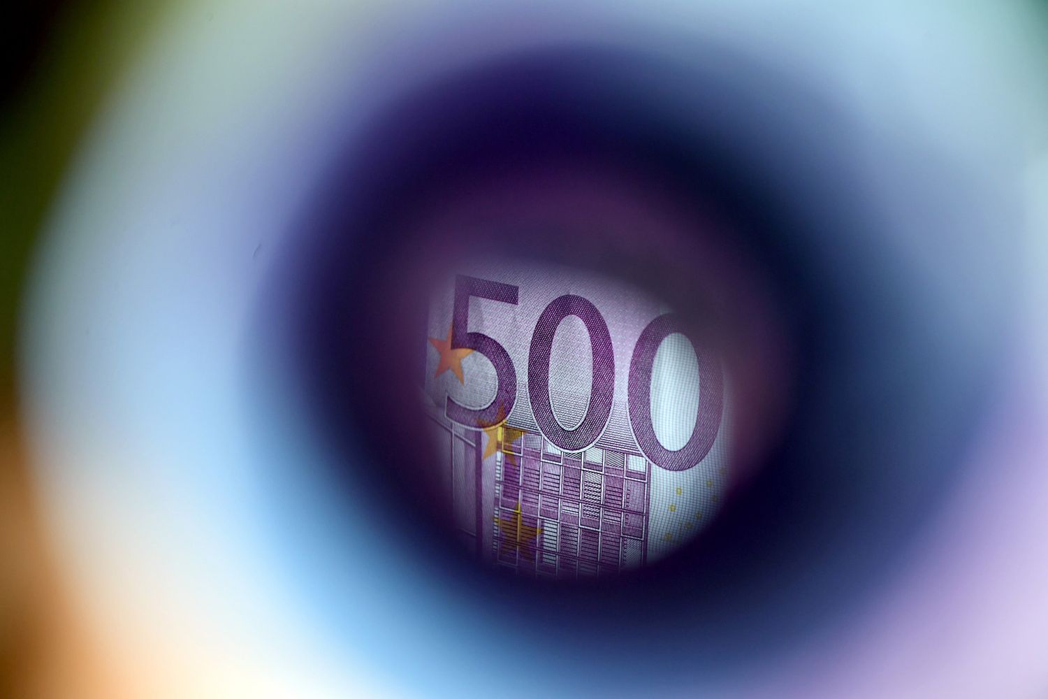 Soldi, euro, condono, evasione fiscale, economia, spesa, denaro, risparmio, cinquecento euro, focus soldi, denaro