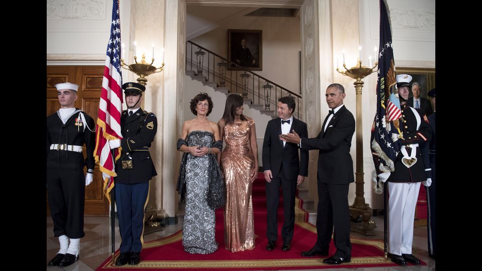 Cena di Stato alla Casa Bianca. Barack Obama, Michelle Obama, Matteo Renzi e Agnese Landini (sito governo.it/T. Barchielli)&nbsp;