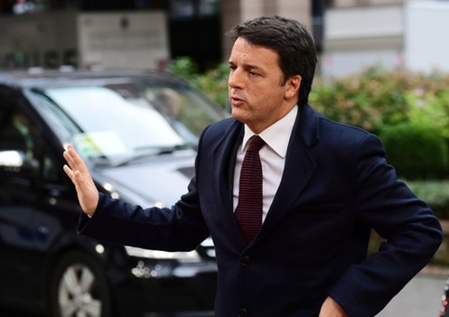 &nbsp;Renzi a Bruxelles arrabbiato serio (afp)