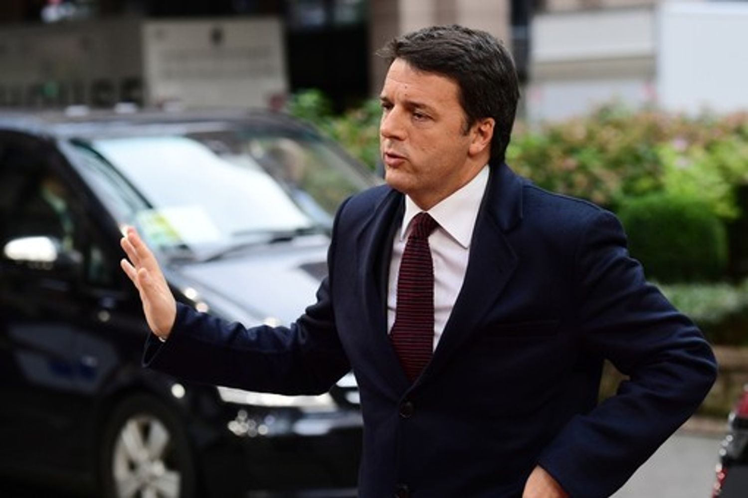&nbsp;Renzi a Bruxelles arrabbiato serio (afp)