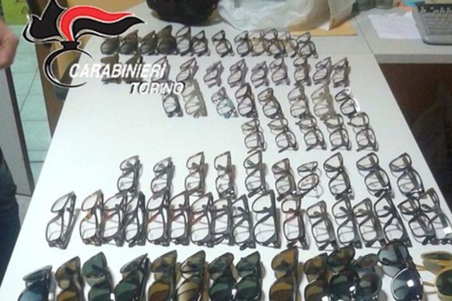 &nbsp;Luxottica - Furto occhiali