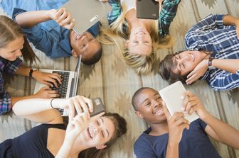 &nbsp;Internet smartphone cellulari tablet computer