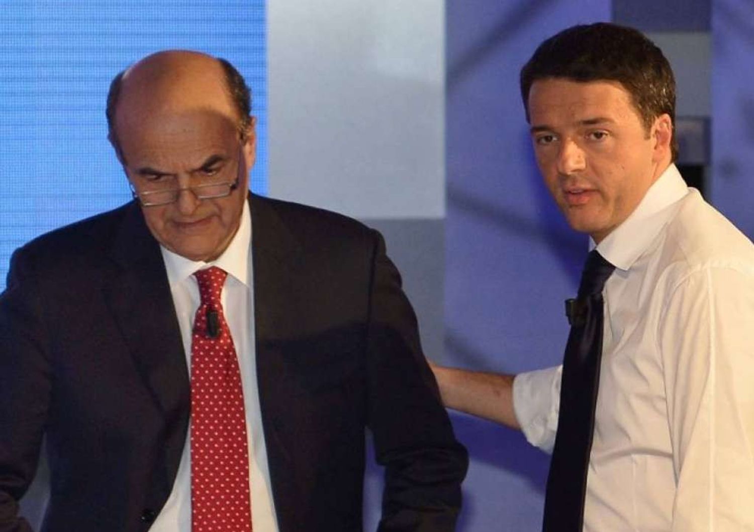 Renzi, minoranza Pd casca maleBersani, "lui rispetta solo Silvio"