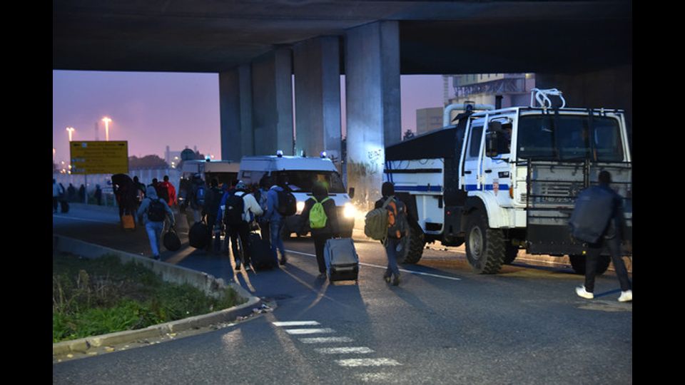 Migranti, sgombero della giungla di Calais (Afp)&nbsp;
