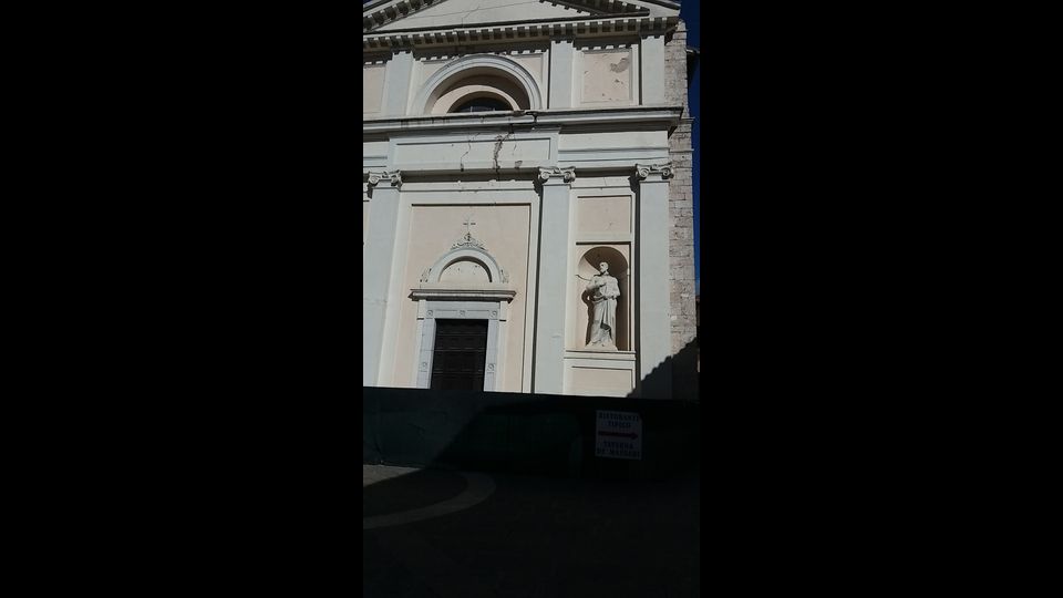 Terremoto Italia centrale, Basilica di San Benedetto Norcia (foto di Marco Traini, Agi)&nbsp;27 ottobre 2016