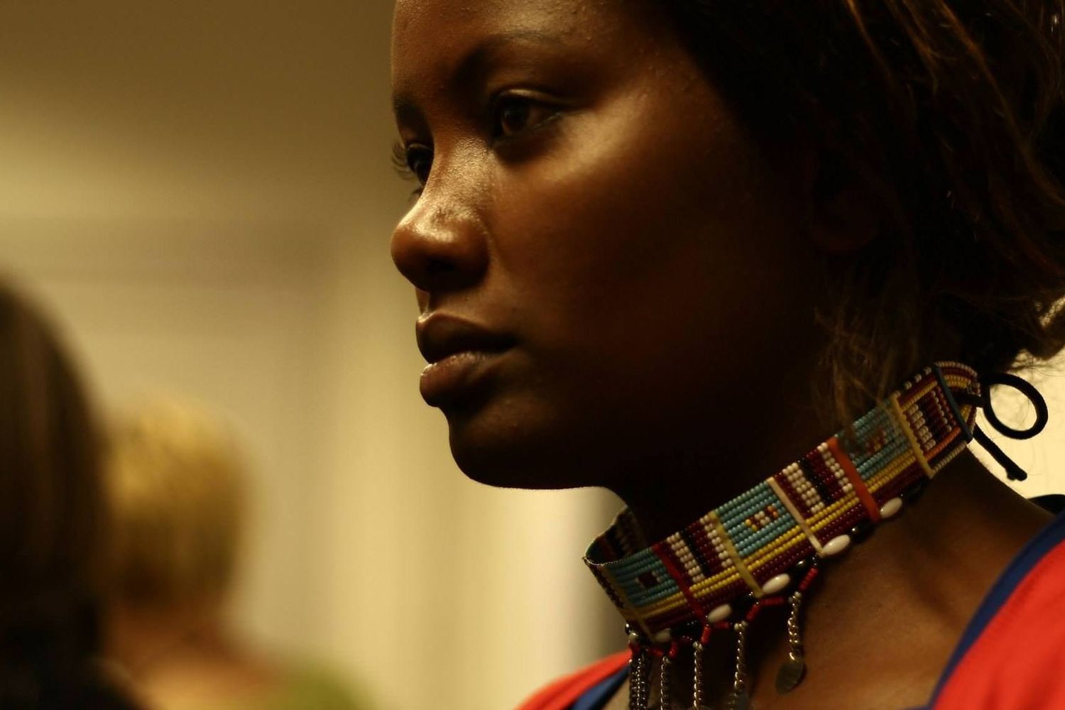 Nice donna africana con abiti tipici, foto da Cecilia Scaldaferri (Agi) 27 ottobre 2016&nbsp;