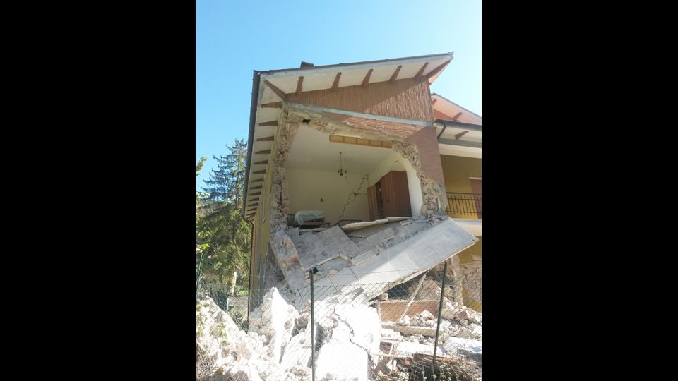 terremoto Marche (foto da Vincenzo Castellano AGI) 30 ottobre 2016&nbsp;