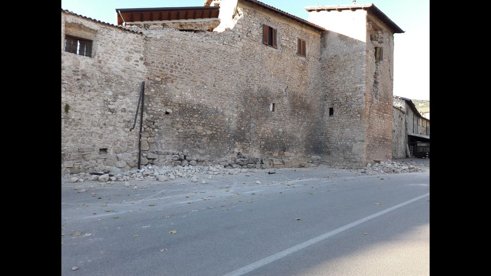 terremoto crolli Norcia (foto da Lorenzo D'Avanzo AGI) 30 ottobre 2016&nbsp;