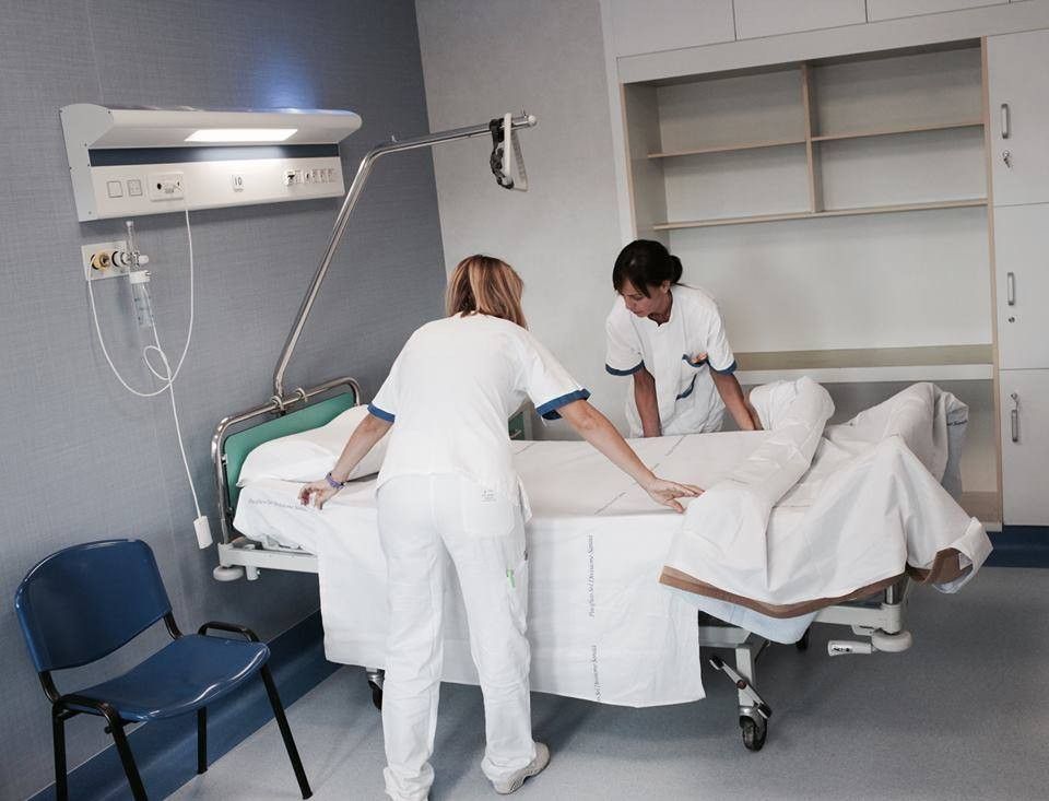 infermiere 'week surgery' ospedale Sant'Eugenio inaugurato da presidente Lazio Nicola Zingaretti (Facebook)