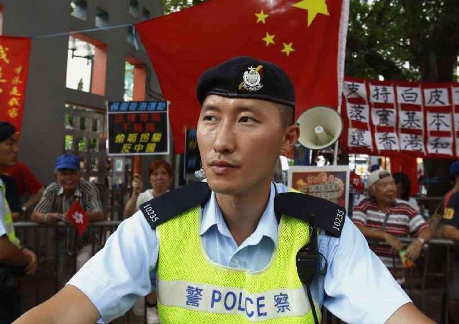 Hong Kong police arrest 500 after pro-democracy riot