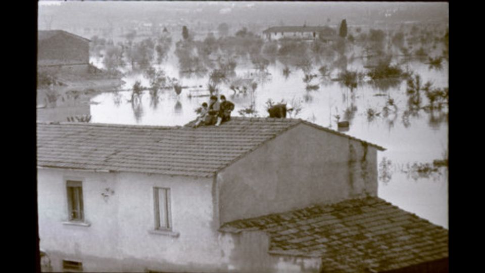 &nbsp; &nbsp; Cos&igrave; si presentava Firenze cinquant'anni fa dopo l'alluvione&nbsp;(foto dall'archivio storico di Agi)