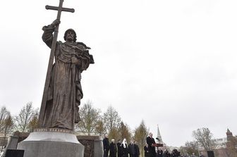 &nbsp;Russia Mosca Putin statua San Vladimir (afp)