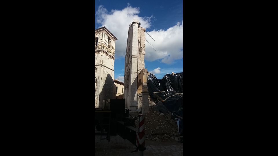 &nbsp; Norcia ferita, le immagini della Basilica di San Benedetto&nbsp;(foto di Marco Traini, Agi)&nbsp;9-11-2016