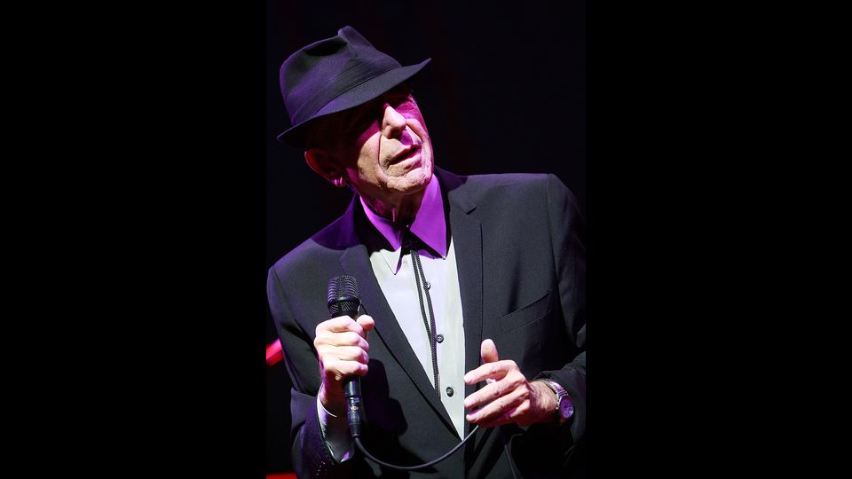&nbsp;Il poeta-cantautore canadese, Leonard Cohen, in concerto presso l'Auditorium Stravinski durante l'edizione 47nd del Montreux Jazz Festival, il 5 luglio, 2013 (Afp)