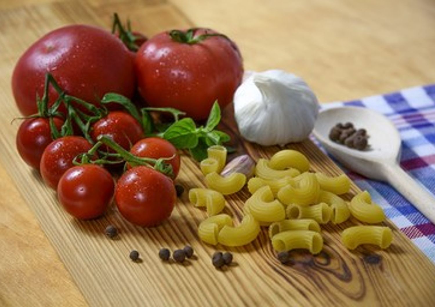 Cucina mediterranea prodotti cibo italiano (pixabay)