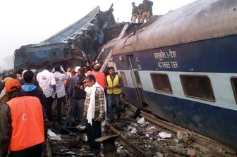 India deraglia treno morti vittime feriti (Afp)&nbsp;