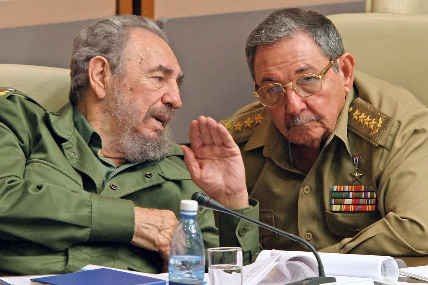 &nbsp;Fidel e Raul Castro (Afp)