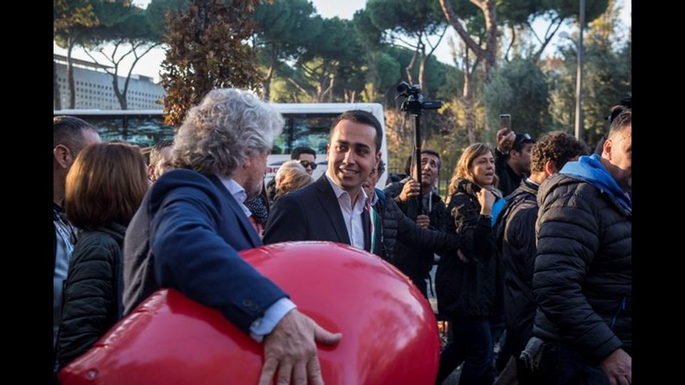 &nbsp;Luigi di Maio con Beppe Grillo alla Camminata per la Costituzione