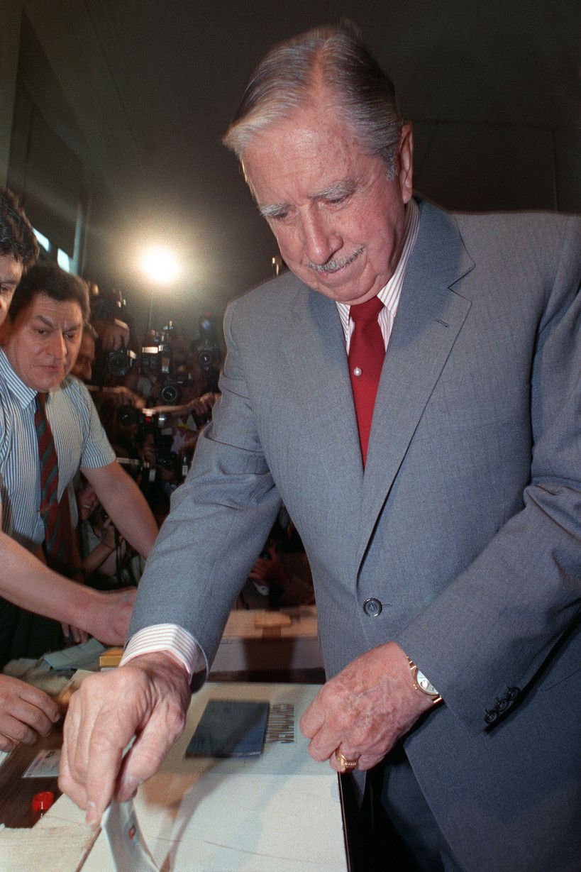 &nbsp;Pinochet elezioni 1989 (Afp)
