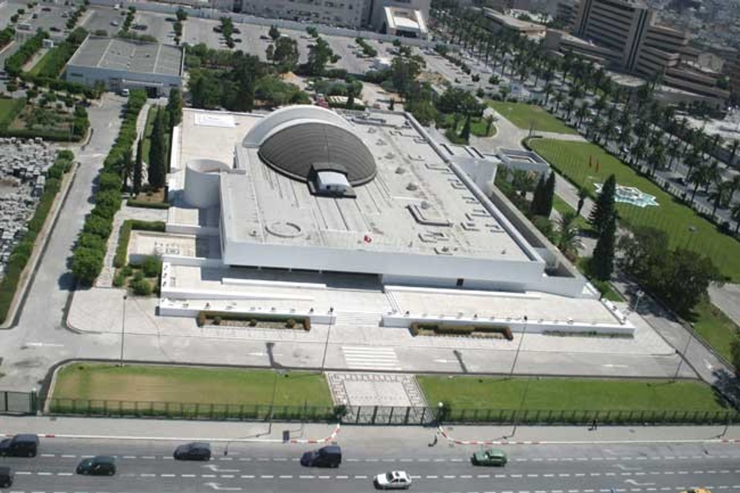 Tunisia - Tunisi, Palazzo dei Congressi (Tunisia 2020)