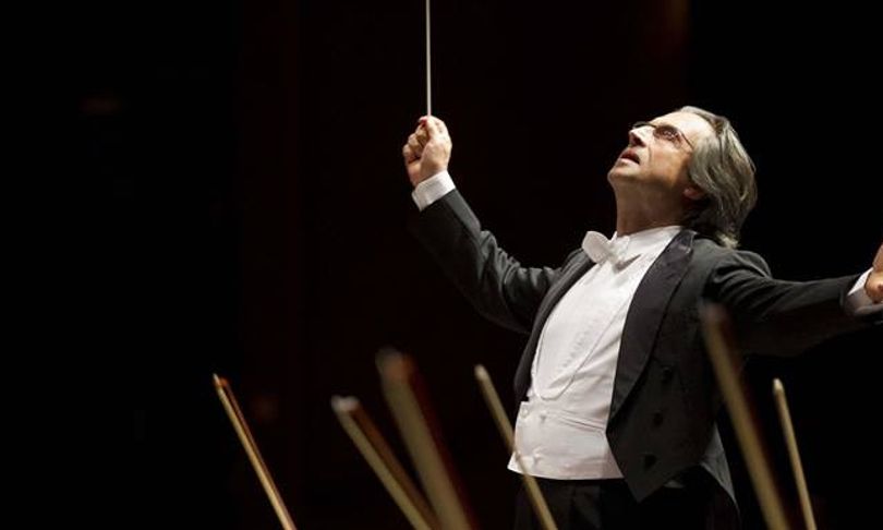 Mattarella a Bergamo, il maestro Riccardo Muti festeggia 50 anni di  bacchetta