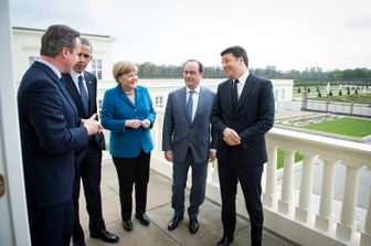 Cameron,Obama, Merkel, Hollande e Renzi (afp)&nbsp;