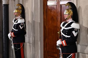 &nbsp;Consultazioni corazzieri guardie quirinale (afp)