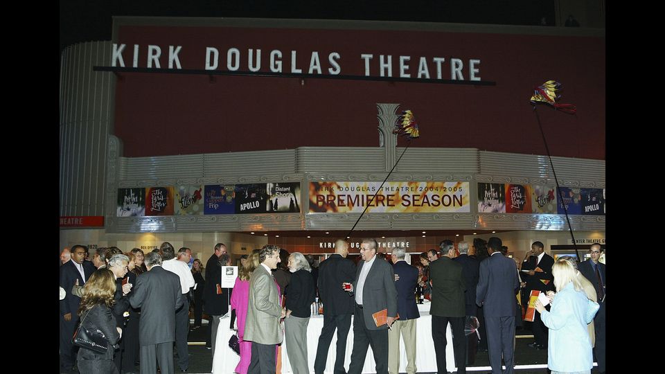 Kirk Douglas Theate, 30 settembre 2004  (Afp)