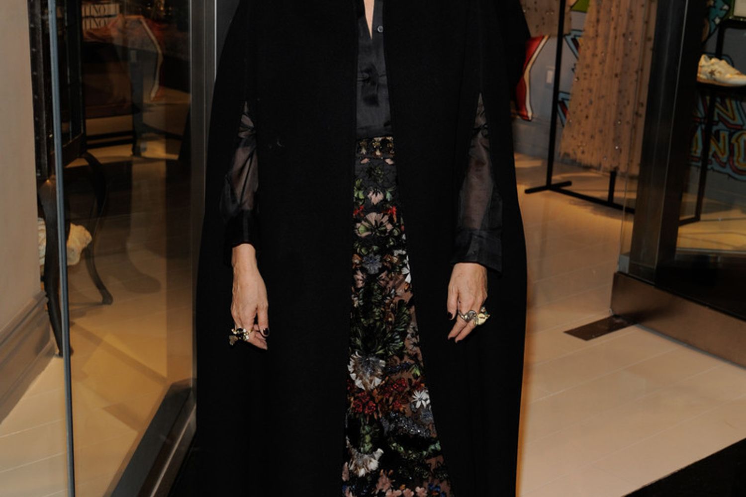 Maria Grazia Chiuri (Foto Afp) &egrave; la prima donna a guidare Dior, dopo aver diretto la maison Valentino. Intervistata dal quotidiano londinese, Chiuri spiega cos&igrave; la sua filosofia: &quot;La femminilit&agrave; e' mutevole, non si deve restare costretti in un unico modo di essere. La moda &egrave; dialogo con le altre donne&quot;.