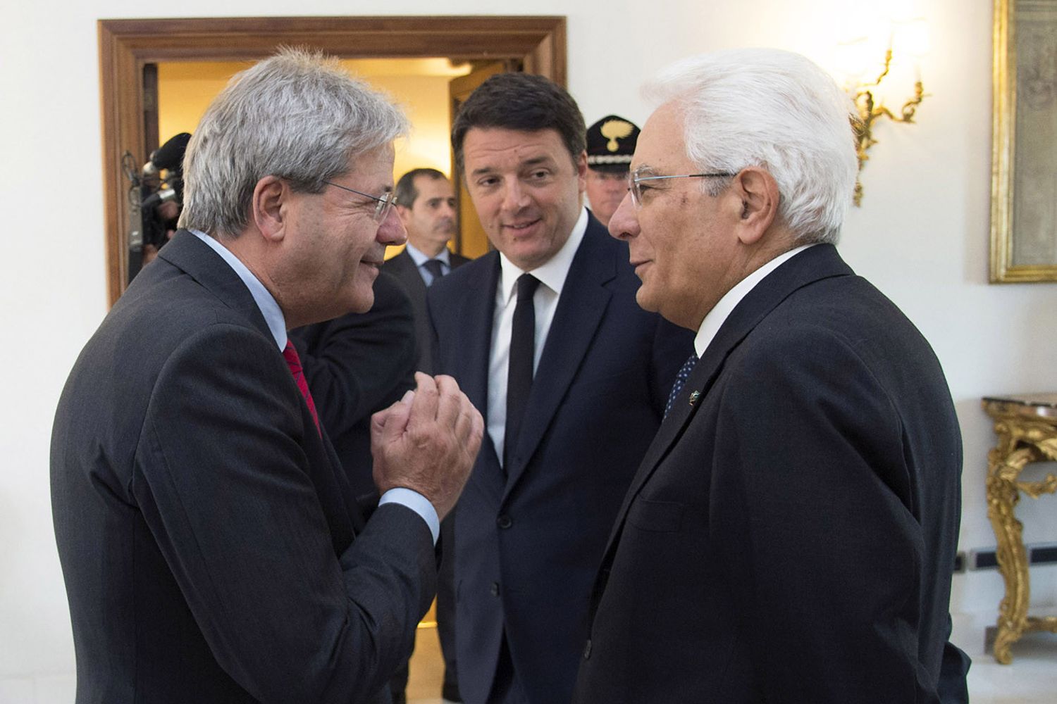 Gentiloni, Renzi e Mattarella (Imagoeconomica)&nbsp;