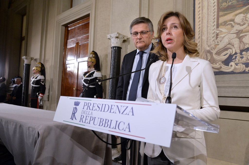 &nbsp;&nbsp;Luigi Gaetti e Giulia Grillo (M5s) al Quirinale (Foto Imagoeconomica)