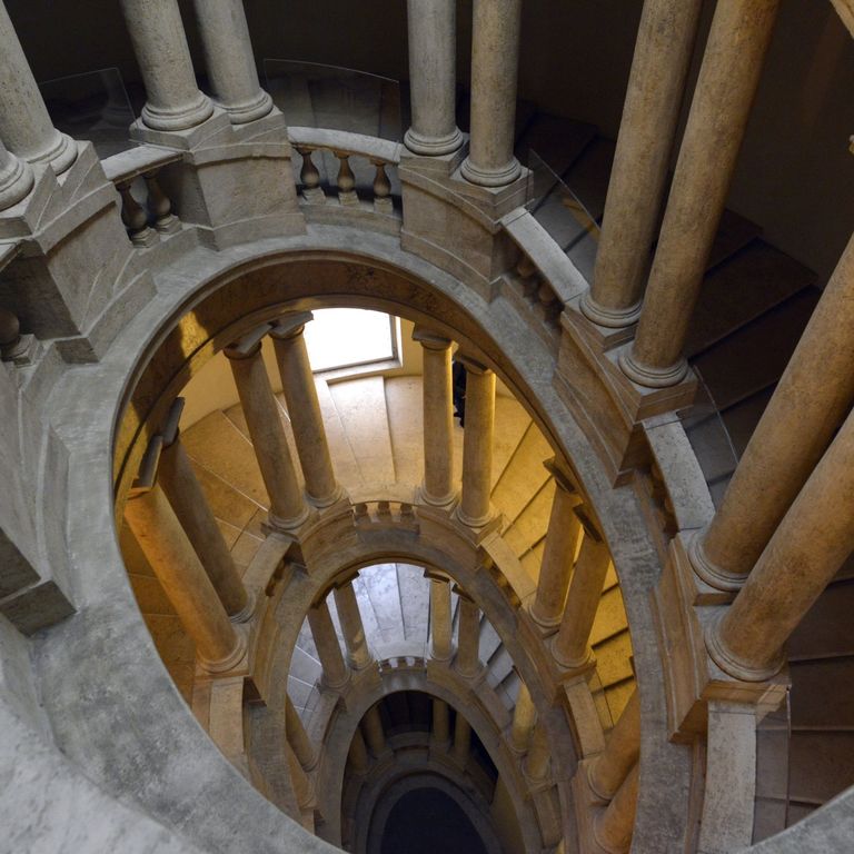 &nbsp; La scala del Mascarino al Quirinale, edificata nel 1584 da Ottaviano Mascarino (foto Agf)