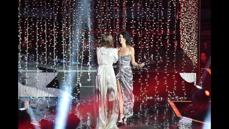 La finalista Gaia e la cantante Giorgia (credit Sky)