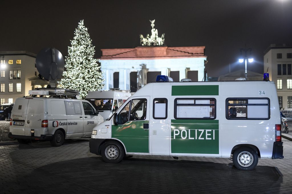 &nbsp;Polizia a Berlino dopo l'attentato