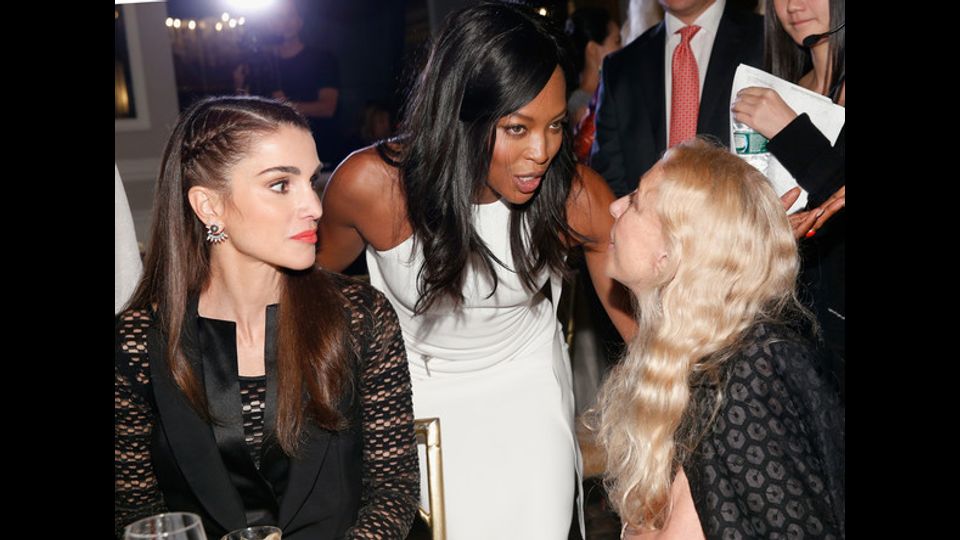 La Regina Rania di Giordania, Naomi Campbell e Franca Sozzani (foto Afp)&nbsp;